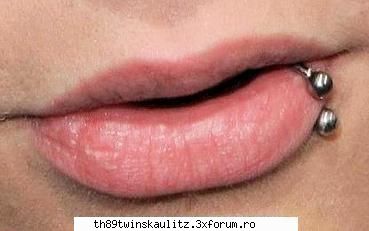 Buzele lui Tomitza - Ŧ__mada__Ŧ - T O M