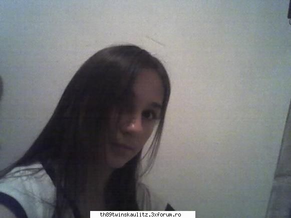 CaMellYa =___= - sper sa ma inteleg bn cu toti pun acuma o poza cu - *W E L C O M E*