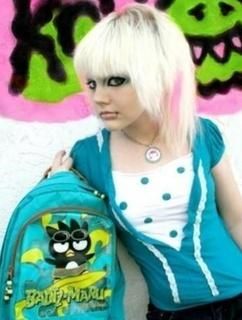 Emo girl's - aeutza - *E M O*