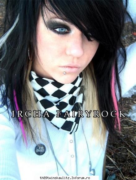 Emo girl's - ★LEeZa-chan★ - *E M O*