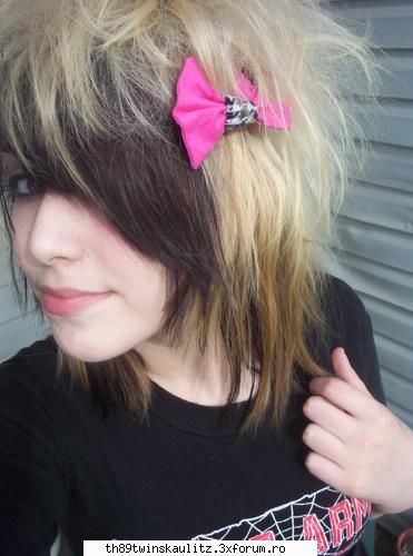 Emo girl's - ★LEeZa-chan★ - *E M O*