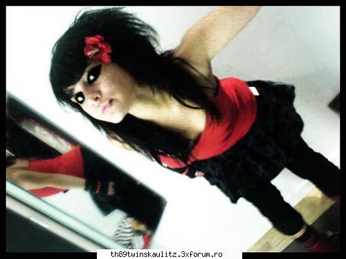 Emo girl's - ★LEeZa-chan★ - *E M O*