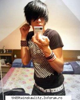 emo boy's - aeutza - *E M O*