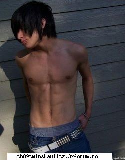 emo boy's - ce-mi pl poja asta - *E M O*