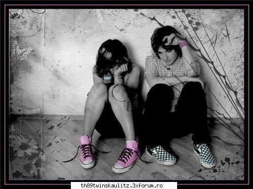 emo love - cemi plache pozik asta - *E M O*