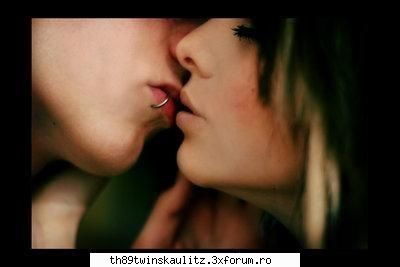 emo love - mag_483 - *E M O*