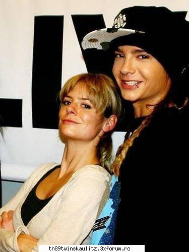 mamy taty kaulitz - ce smekera a iesit simone in poza asta da si tom - T W I N S
