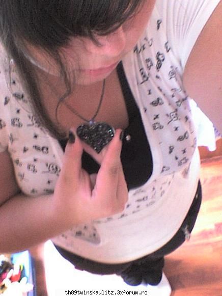 �●๋�miki-nebunika�●๋� - pai am 14 ani,stau in bucuresti,imi place - *W E L C O M E*