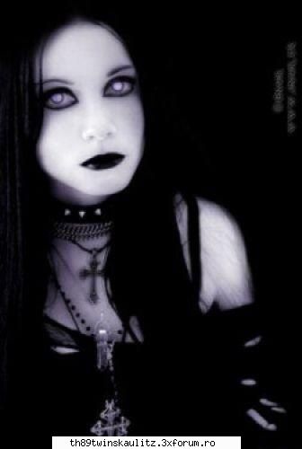 poze - nicollove_th - *G O T H*